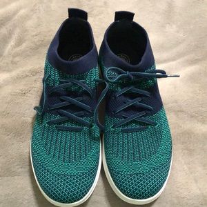 FitFlop Uber knit sneakers size 6 NWOT
